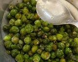 A picture of step 2 of Matar pyaz kachori.