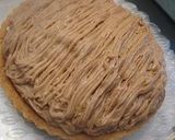 A picture of step 5 of Mont Blanc Tart.