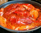 A picture of step 4 of Mike's Sweet Chili Garlic Crab Claws.