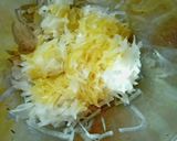 A picture of step 8 of An Easy Side Dish Salad with Crispy Bacon and Daikon Radish.