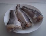 Foto del paso 3 de la receta Pimientos verdes rellenos de pescadilla confitada