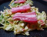 A picture of step 4 of Fluffy Okonomiyaki.