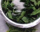 Gambar langkah 2 resipi Sayur Goreng Daun Betik.