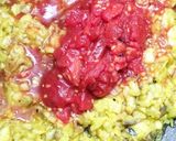 A picture of step 5 of Mirza ghademi(an iranian food/).