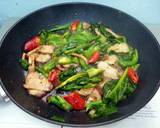 Chinese Broccoli With Roasted Pork recipe step 1 photo