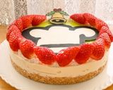 A picture of step 28 of Cookpad Logo Christmas Wreath Cake.