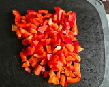 Foto del paso 4 de la receta: Tarta de carne casera con morrón, cebolla y hojas de remolacha