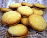A picture of step 22 of French-Style Chocolate Sandwich Cookies.