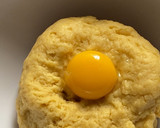 Foto langkah ke 5 dari resep Banana Strudel (No mixer).