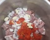 A picture of step 2 of Mutton gravy.