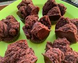 Foto langkah ke 8 dari resep Bolu Kukus Coklat.