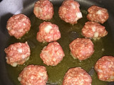 Meatballs in Tomoto Sauce
