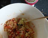 Foto del paso 2 de la receta: Tartaletas de surimi y huevo hilado en salsa cóctel