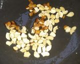 ગુંદર ના લાડવા (Gundar Ladva Recipe In Gujarati) રેસીપી સ્ટેપ2ફોટો