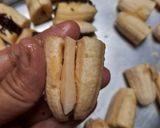 Foto langkah ke 8 dari resep Bolen pisang empuk (pakai korsvet).