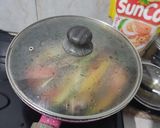 Foto langkah ke 3 dari resep Ikan Layang Bumbu Kuning.