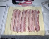 Foto del paso 4 de la receta: Solomillo de cerdo con hojaldre, pimientos del padrón y cebolla caramelizada al vino tinto