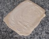 Foto del paso 11 de la receta: Trenza de brioche hojaldrado con crema y cerezas