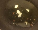 Foto del passaggio 3 della ricetta Verza e patate strascinate in padella