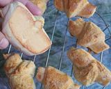A picture of step 4 of Croissant.