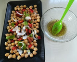 Foto del paso 1 de la receta: Ensalada de garbanzos y queso de cabra