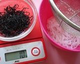 A picture of step 2 of Hijiki Seaweed, Konnyaku, and Bean Sprout Namul.