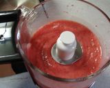 A picture of step 1 of Strawberry Jello with Pulp Made with Agar (Kanten).