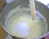 A picture of step 6 of Oil-Free Baked Yogurt Cake.