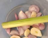 Foto langkah ke 1 dari resep Tumis sosis sayuran sederhana.