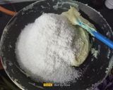 A picture of step 4 of Malai Coconut Rolls.