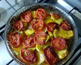Une image de l'étape 7 de Gratin rustique de pommes de terre aux tomates et oignons.