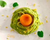Foto del passaggio 8 della ricetta Spaghetti crema di piselli e tuorlo marinato