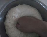 Foto langkah ke 7 dari resep Mushroom pizza rumahan.