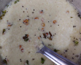 सूजी की इंस्टेंट मसाला इडली (sooji ke instant masala idli recipe in Hindi) रेसिपी चरण 3 फोटो