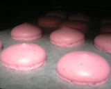 A picture of step 9 of My Original Strawberry Macarons.