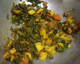 A picture of step 4 of Poi Saag and Potato Sabzi.