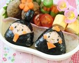 A picture of step 6 of Hina Doll Rice Balls for Hinamatsuri.