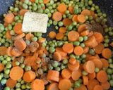 صورة لخطوة 6 من وصفة رز مبهر بالخضار واللحم المسلوق