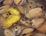 A picture of step 2 of Lemon soup.