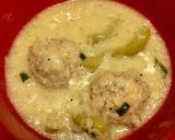 A picture of step 3 of Misua Soup with Meatball Shrimp.