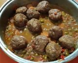 Foto del paso 10 de la receta Albóndigas en salsa de alcaparras