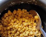 A picture of step 2 of Chana dal sundal.