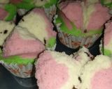 Foto langkah ke 3 dari resep Bolu kukus merekah.