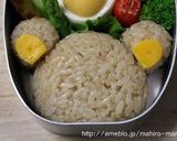 A picture of step 5 of Simple Character Bento Rilakkuma Rice Ball.