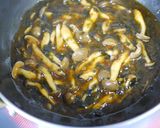 A picture of step 6 of Kimchi Burger with Korean Seaweed Sauce.