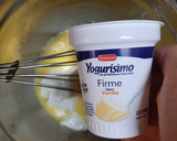 Foto del paso 1 de la receta: Budín integral de yogurt de vainilla y amapolas