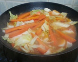 A picture of step 2 of Cabbage And Carrot Soup.