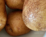 Foto langkah ke 1 dari resep Baked Potato Wedges.