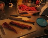 Foto del paso 6 de la receta: Salchicha parrillera, zochoris y chorisos secos, y choris a la pomarola