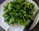 A picture of step 1 of The Most Popular Green Pepper Beef in China.